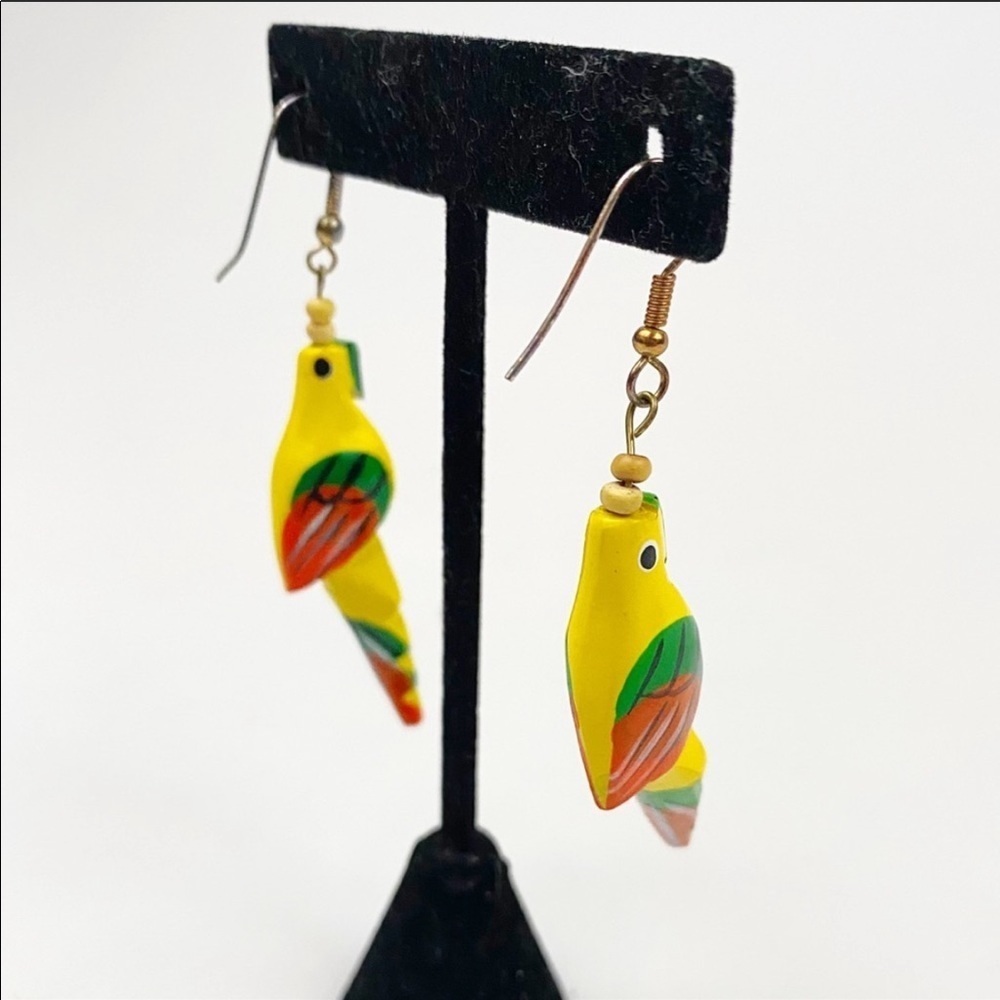 Dangly Tropical parrot earrings - Picture 4 of 5